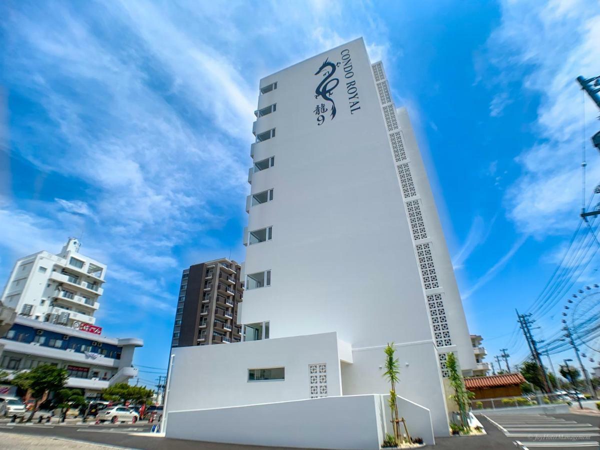 Condo Royal Ryu Kyu Čatan Exteriér fotografie